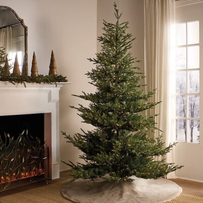 Prelit Norway Spruce Tree