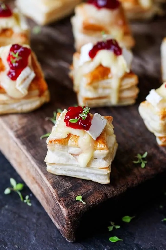 Cranberry Brie Bites  - easy party appetizers