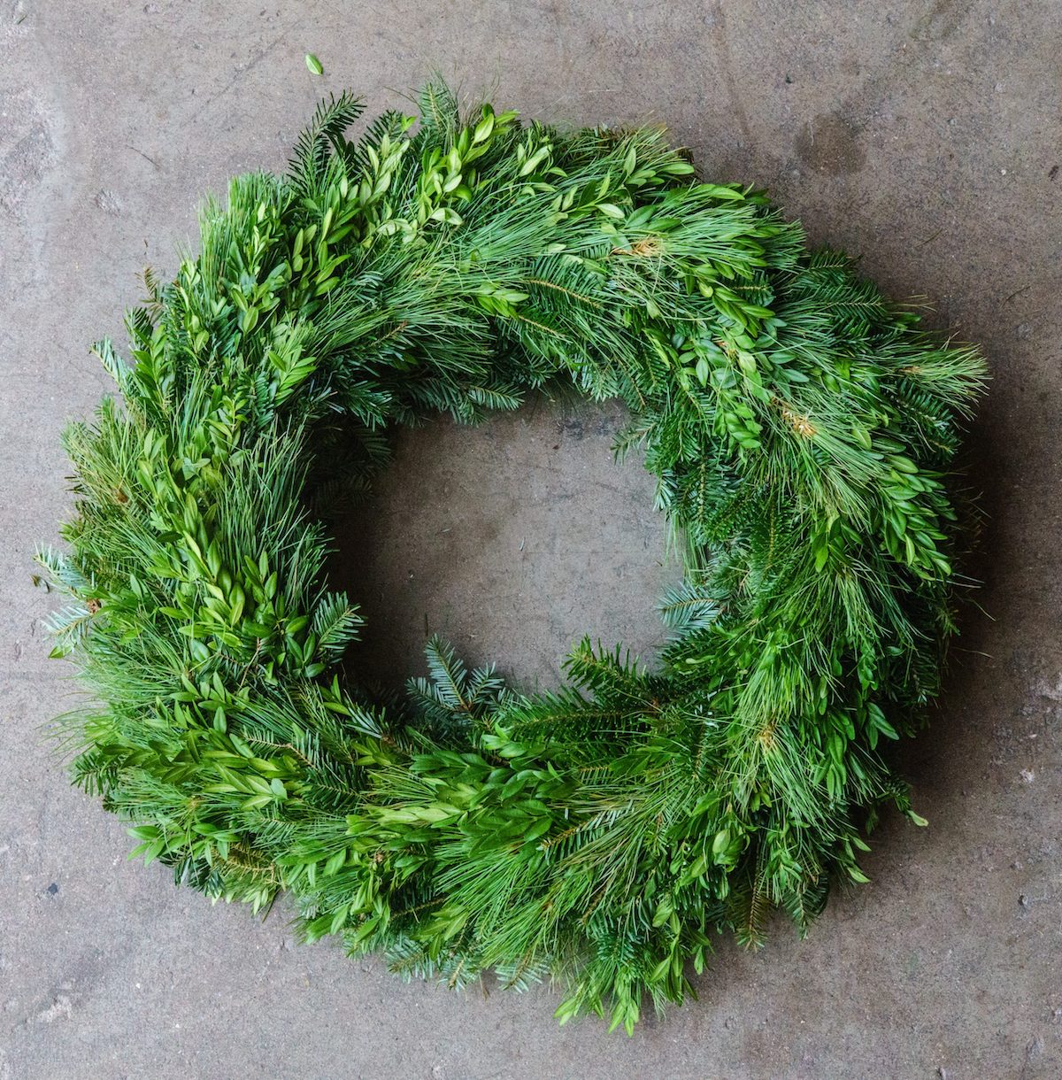 tri-mix-wreath-1-of-1-scaled