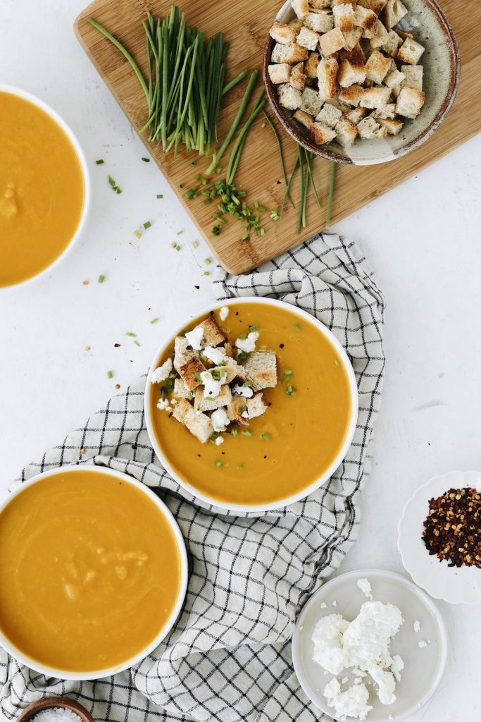 Curry Butternut Squash Soup_healthy soup recipes