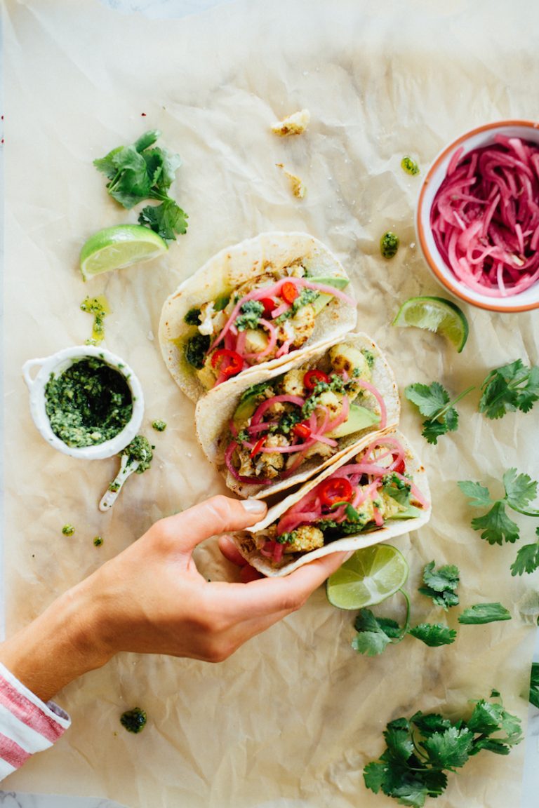 healthy recipes_Roasted Cauliflower Tacos with Cilantro Pesto
