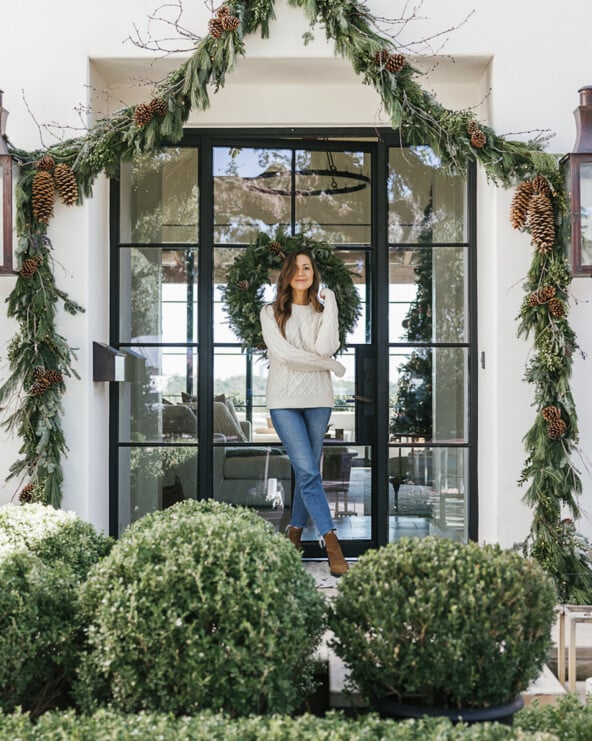 camille styles_outdoor christmas decorations ideas