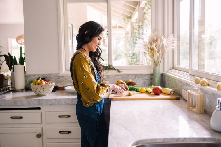 A Nutritionist Shares How to Balance Your Hormones Naturally