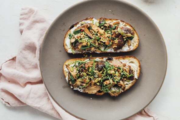 mushroom toast with arugula and lemon--healthy plant-based breakfast recipe ideas