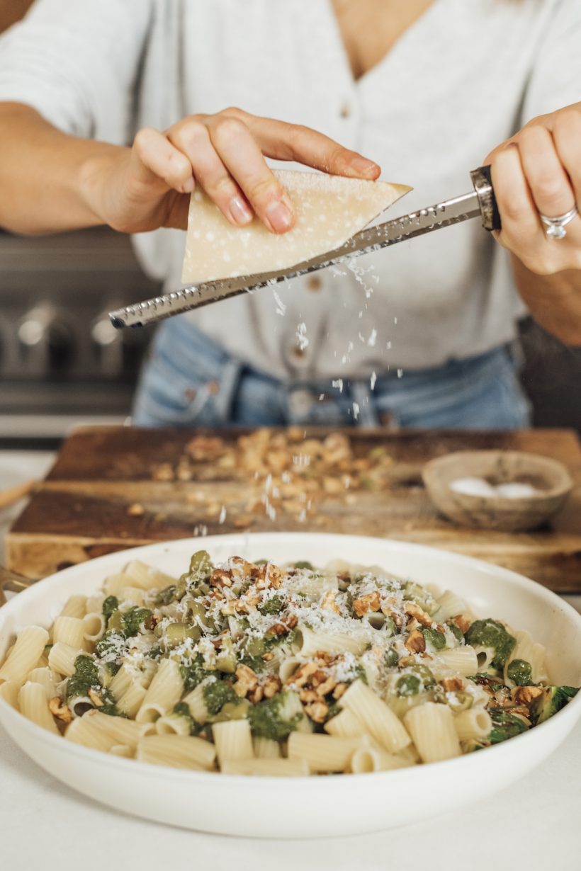 Rigatoni with Brussels sprouts, Street Pesto and Lemon - an easy and healthy pasta dinner recipe