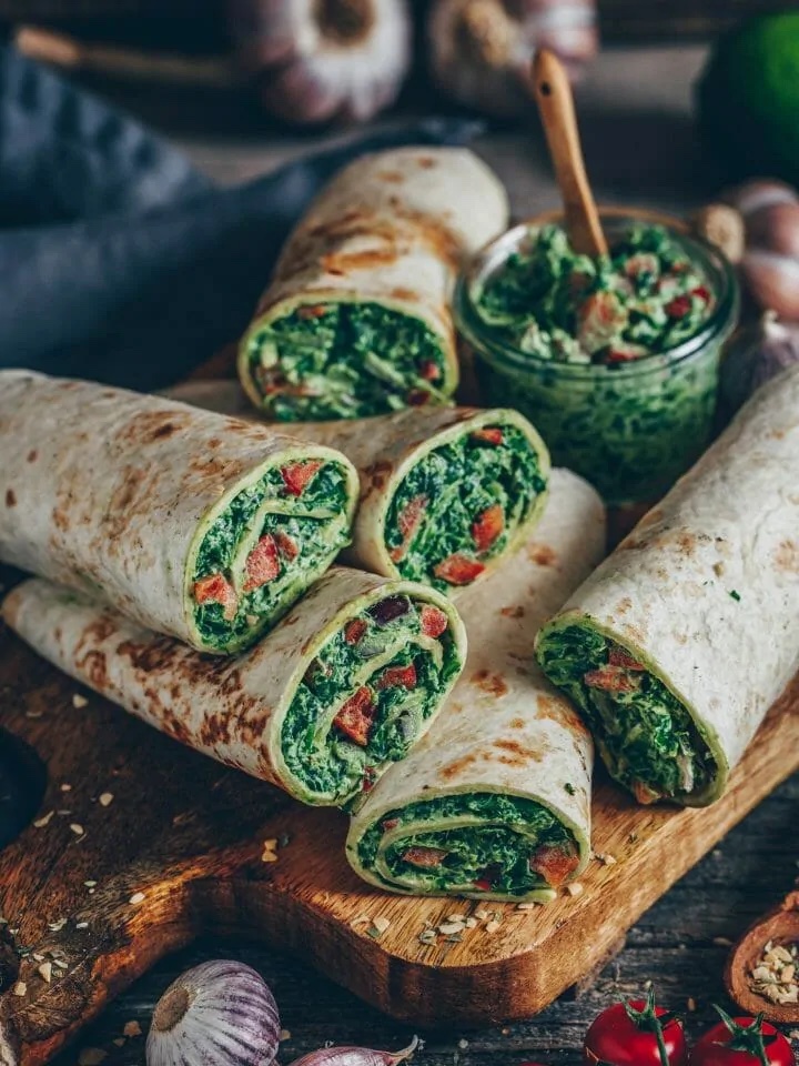Spinach Wraps With Cashew Cheese_easy wrap recipes