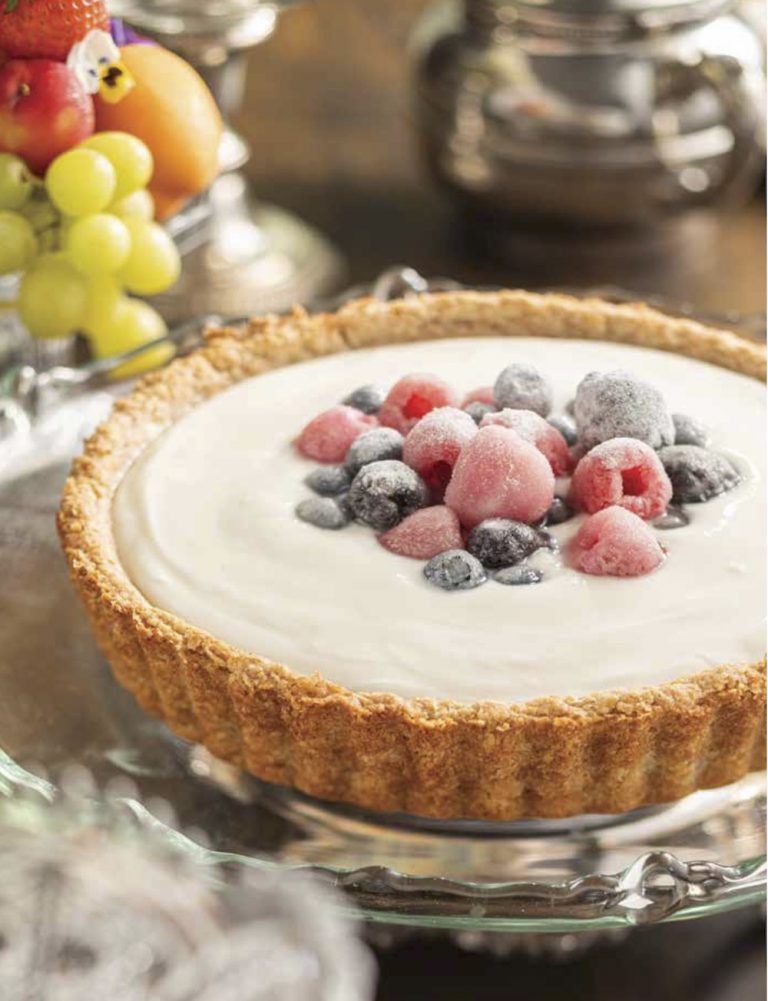 Household Hasty-Bake Oatmeal Oatmeal Pies with Sugared Berries_Bridgerton cookbook