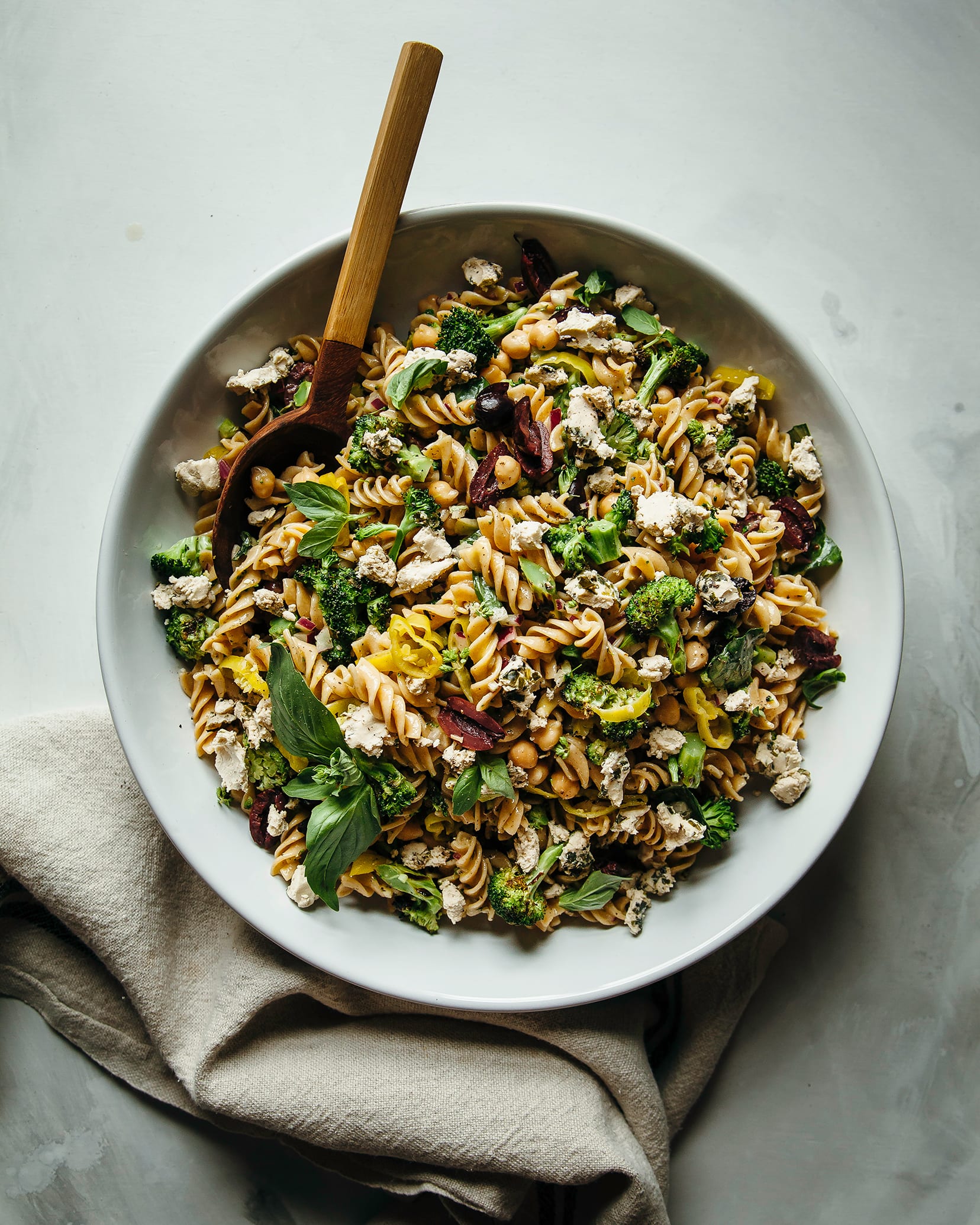 Grilled Broccoli and Pepperoncini Pasta Salad With Basil _healthy spring salads