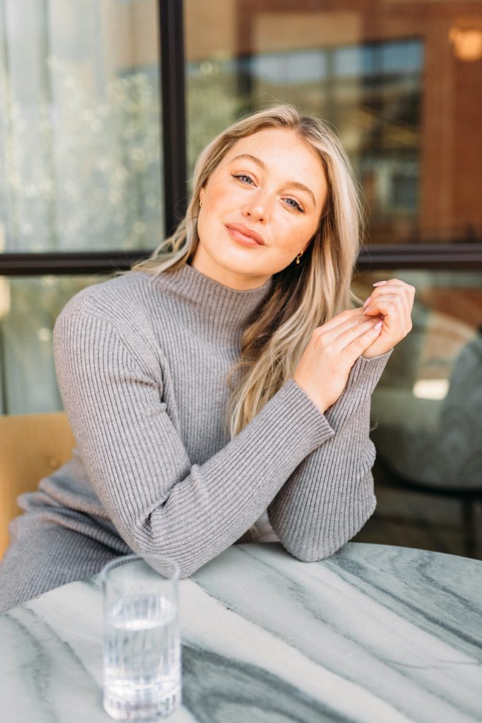 iskra-lawrence-wake-up-call