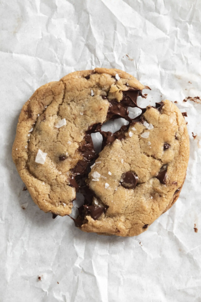 Single Serve Chocolate Chip Cookie_weeknight dinner recipes for one