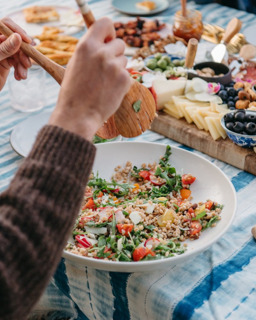 farro salad with tomatoes