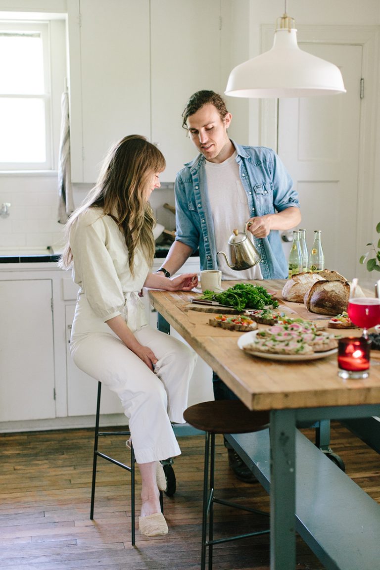 A lazy Sunday brunch with Alexia Brown and Drew Genitempo_best dating apps for your 30s