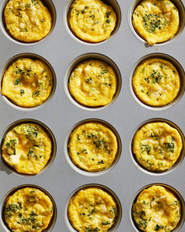 Zucchini Feta Frittatas_grab and go breakfast ideas for work