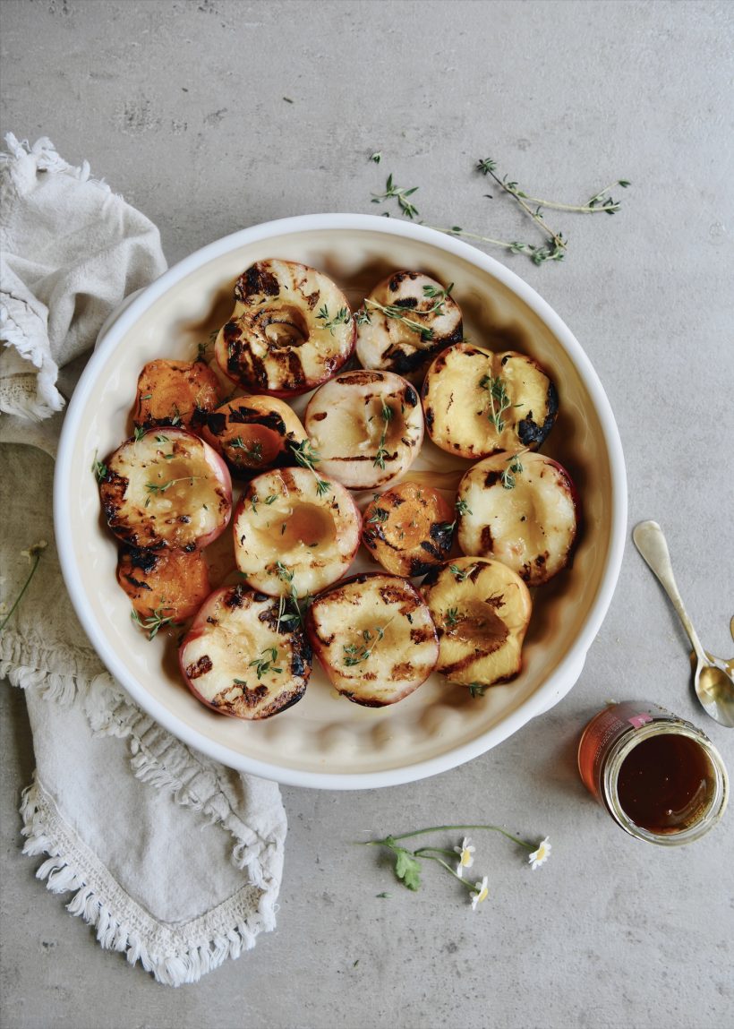 grilled peaches with honey and thyme - summer dessert