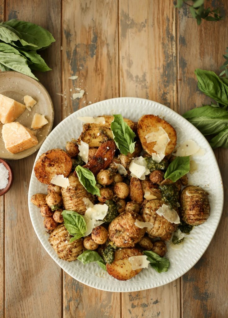 Pesto Parmesan Potatoes_bbq side dishes