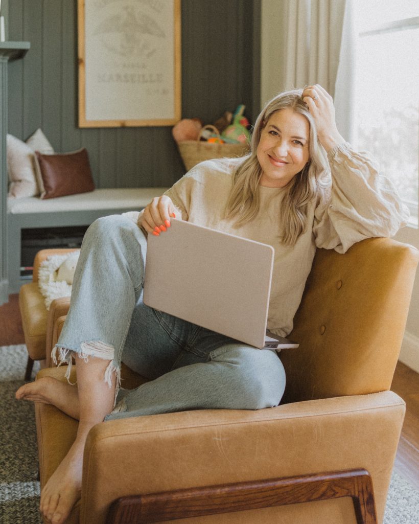 jenna kutcher morning routine, work, laptop computer