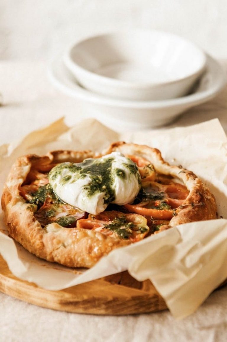 heriloom tomato and burrata galette