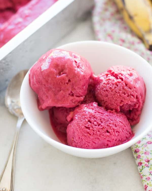 Healthy Blender Raspberry Ice Cream_healthy ice cream recipes