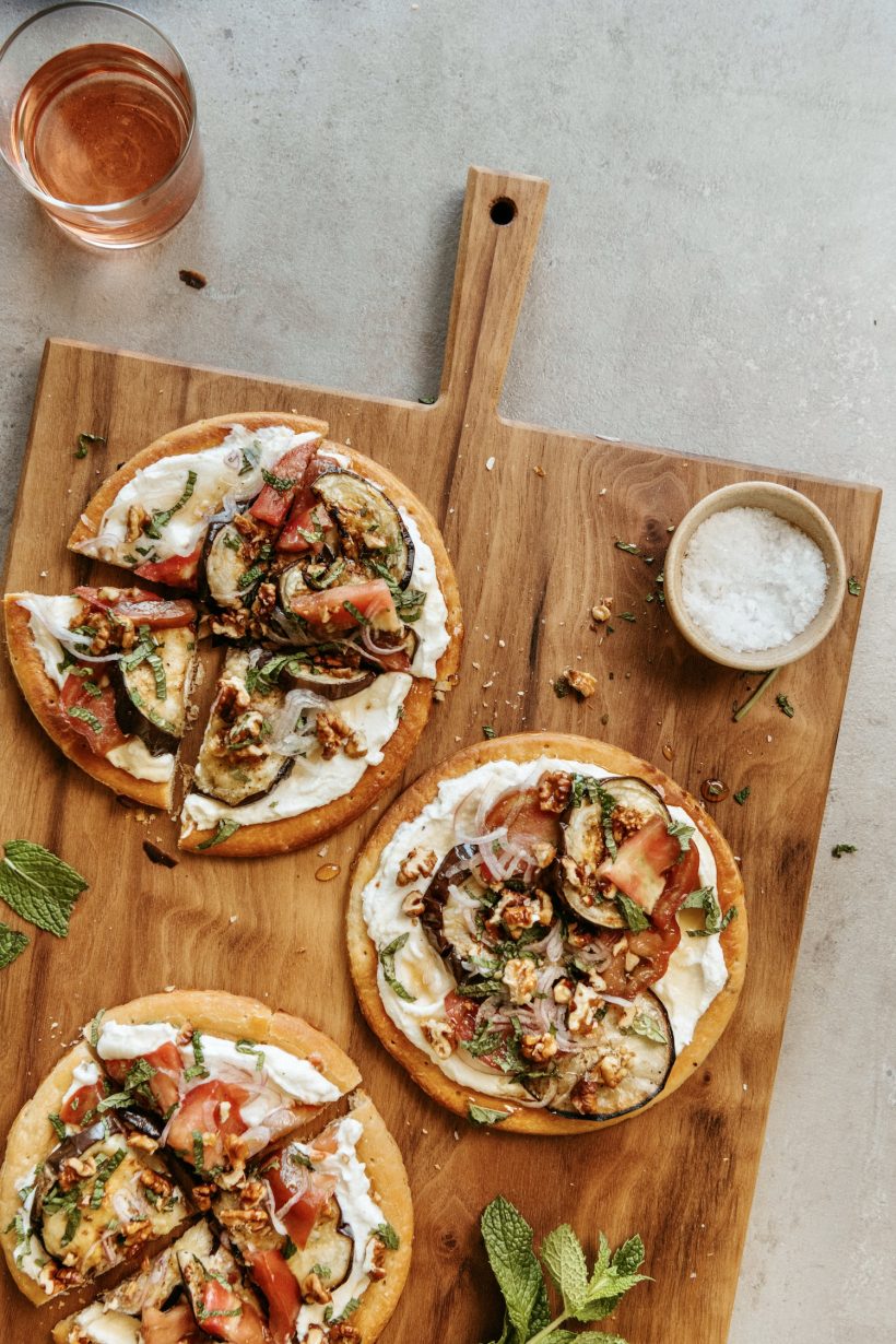 Healthy Eggplant and Ricotta Flatbread Pizza Recipe