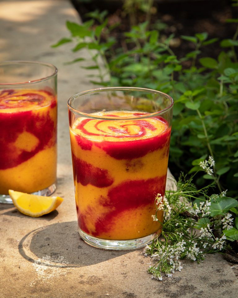 Golden Peach Sunrise Smoothie_summer smoothies