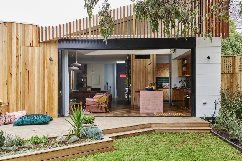 8 Genius Small Backyard Design Ideas for Maximize Use