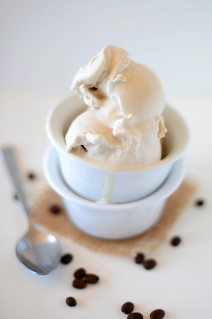 Coffee coconut ice cream_healthy ice cream recipe