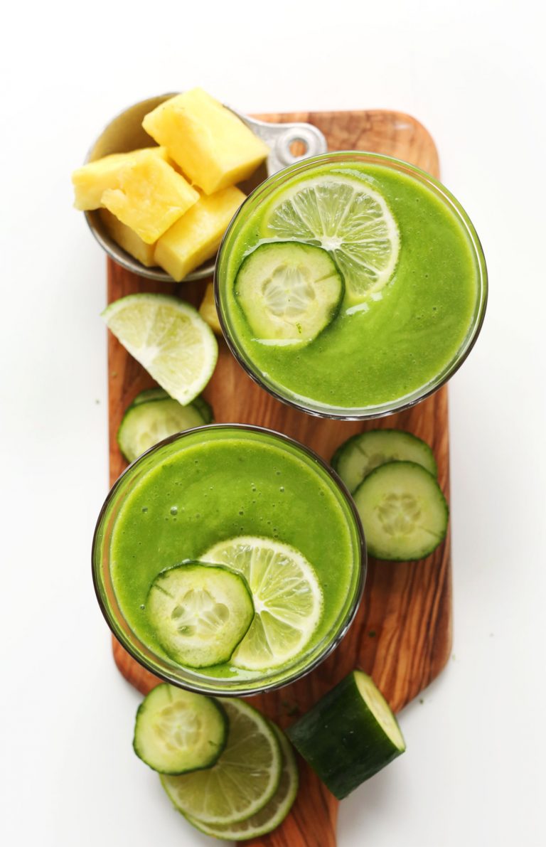 Creamy Pineapple Cucumber Smoothie_summer smoothies