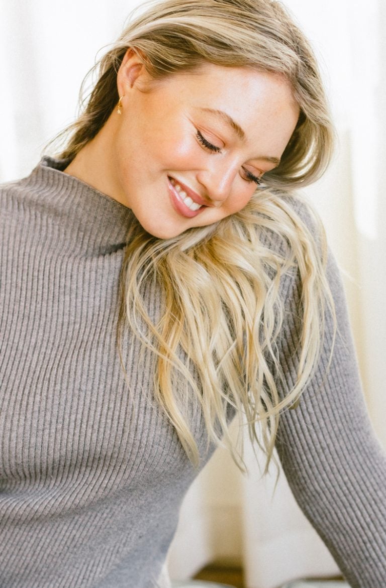 Iskra Lawrence_how to moisturize hair