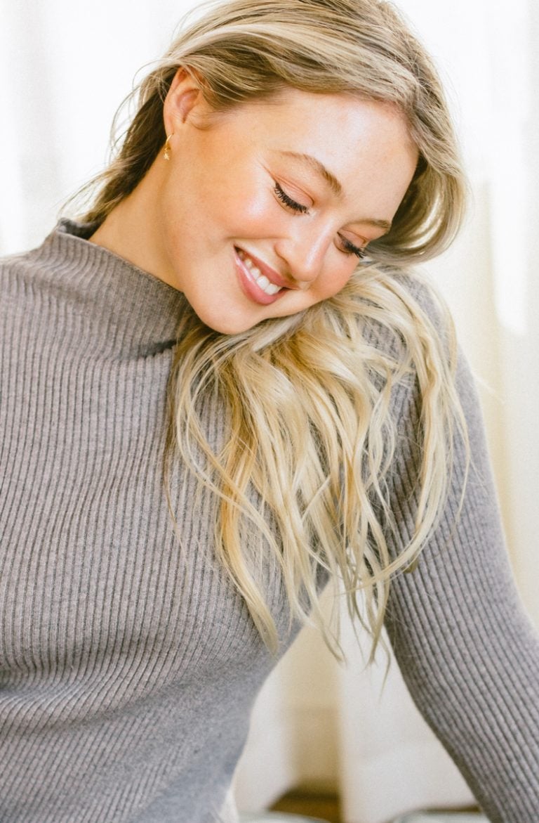 Iskra Lawrence_ how to moisturize hair