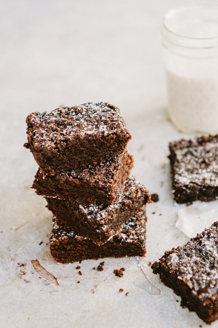 Gluten-free, dairy-free brownies_sports picnic recipes