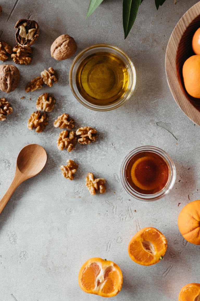 Strips of walnuts, oils and citrus