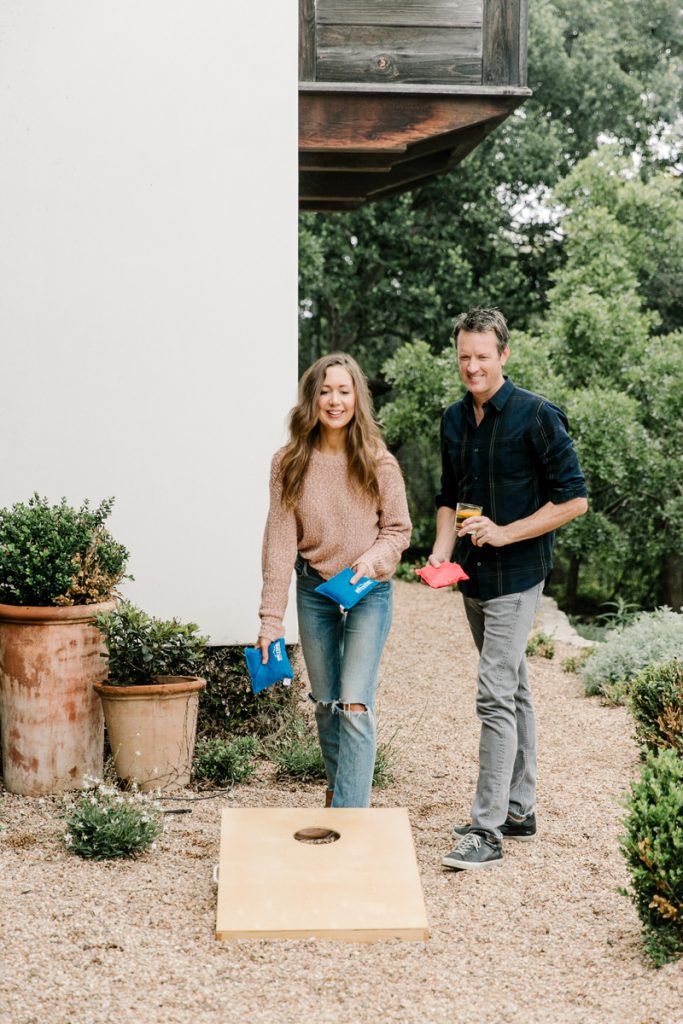 Camille Styles Backyard Cornhole_how to be creative