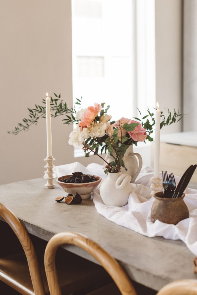 dining room table flower arrangements