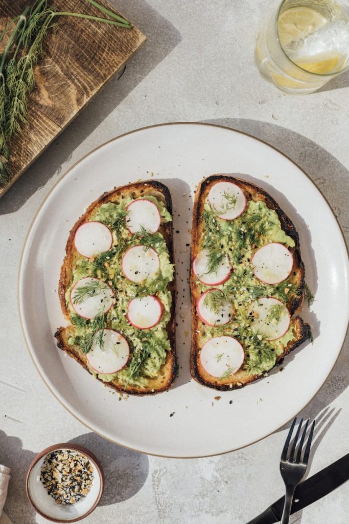 Avocado Toast with Kale Pesto and Crunchy Veggies_foods that increase libido