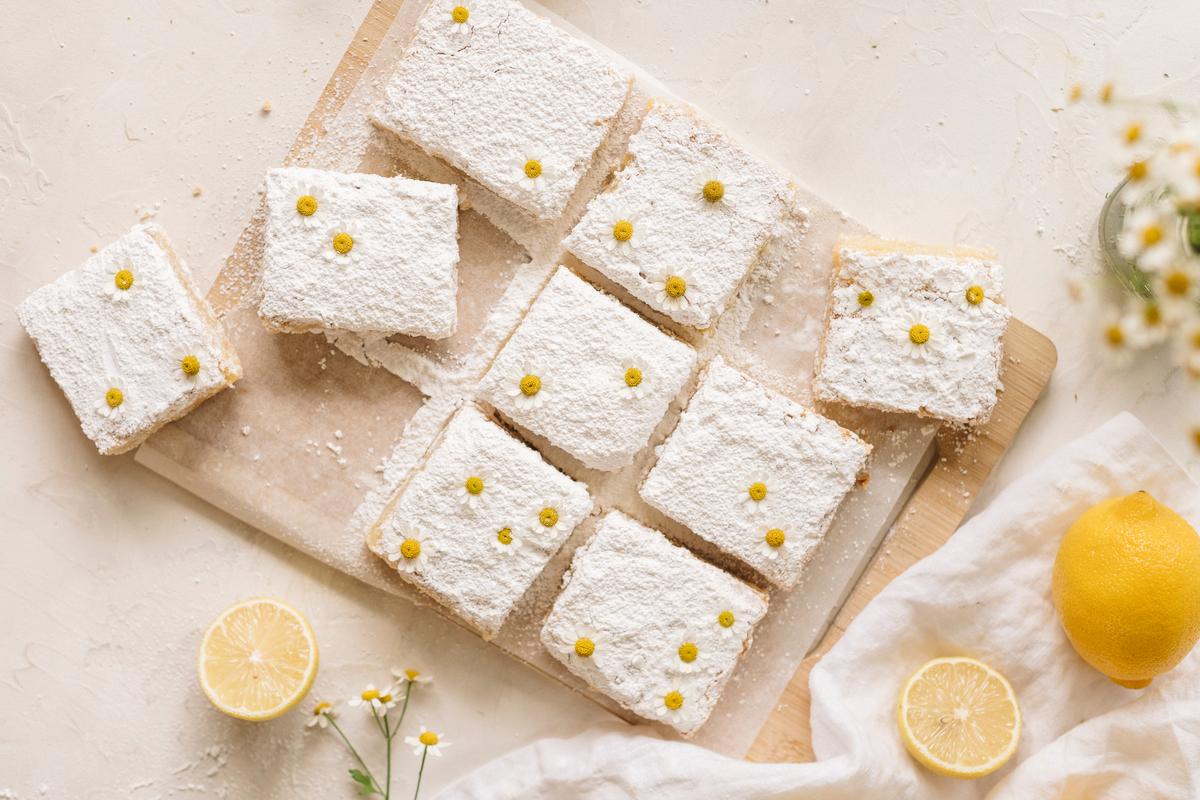 Slow Cooker Lemon Bars - The Midnight Baker