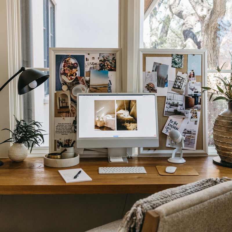 My Clean & Minimal Desk/Home Office - 2022 Setup Tour 