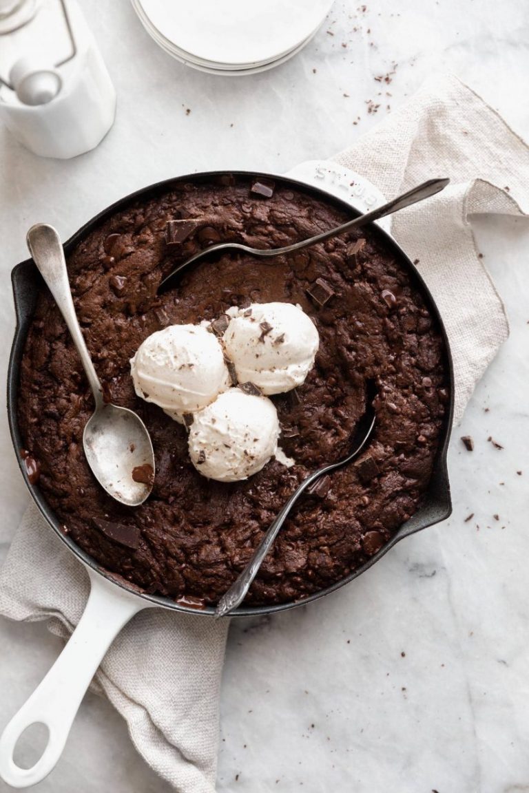 Double Chocolate Skillet Cookie_labor day desserts