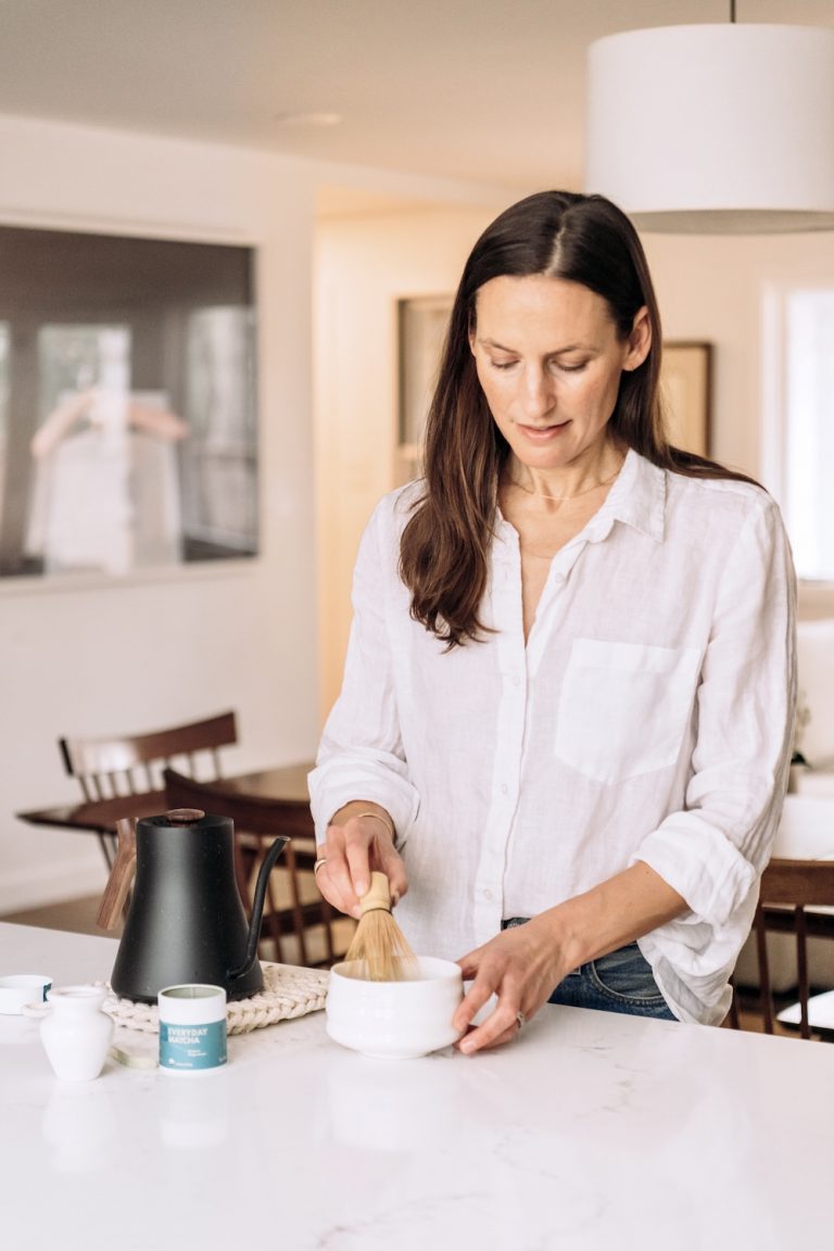 Kate Waitzkin preparing matcha_best matcha