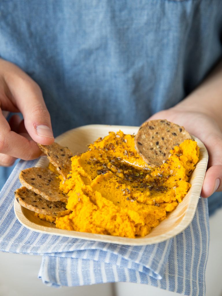 Raw Carrot Hummus_easy make-ahead appetizers