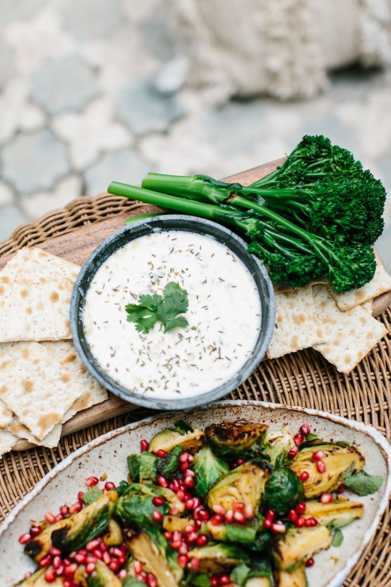 Za'atar Spiced Citrus Yogurt Dip with Roasted Broccoli_easy make-ahead appetizers