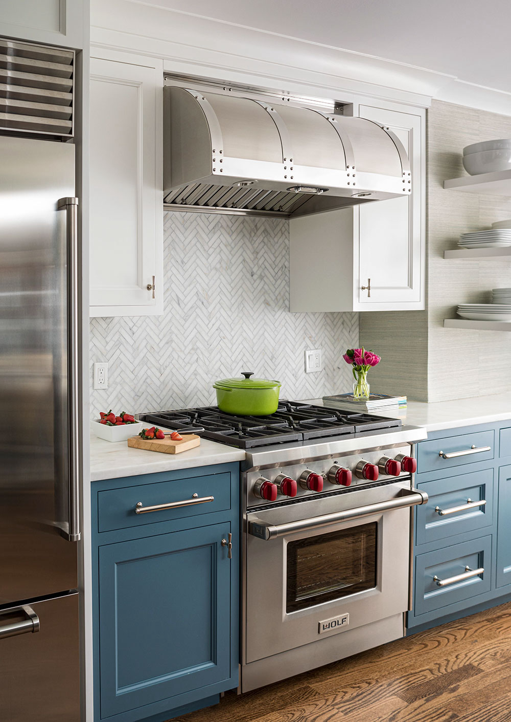 The Best Blue Kitchen Cabinets (And Paints) For the Home