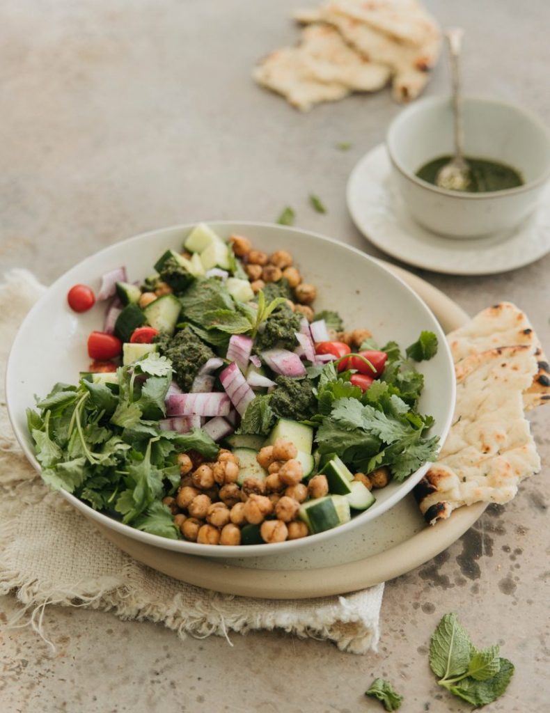 Cumin Chickpea Salad with Mint Chutney_vegetarian dinners with protein