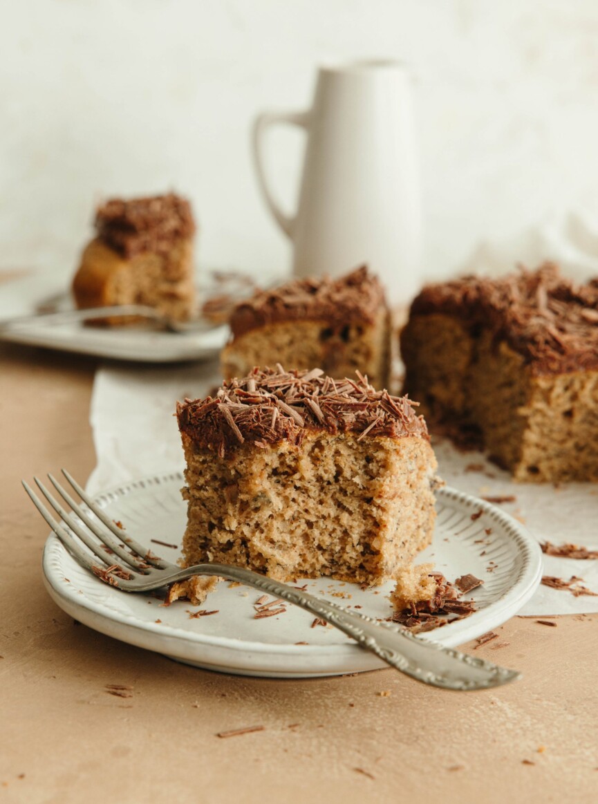 peanut butter banana snack cake with chocolate frosting