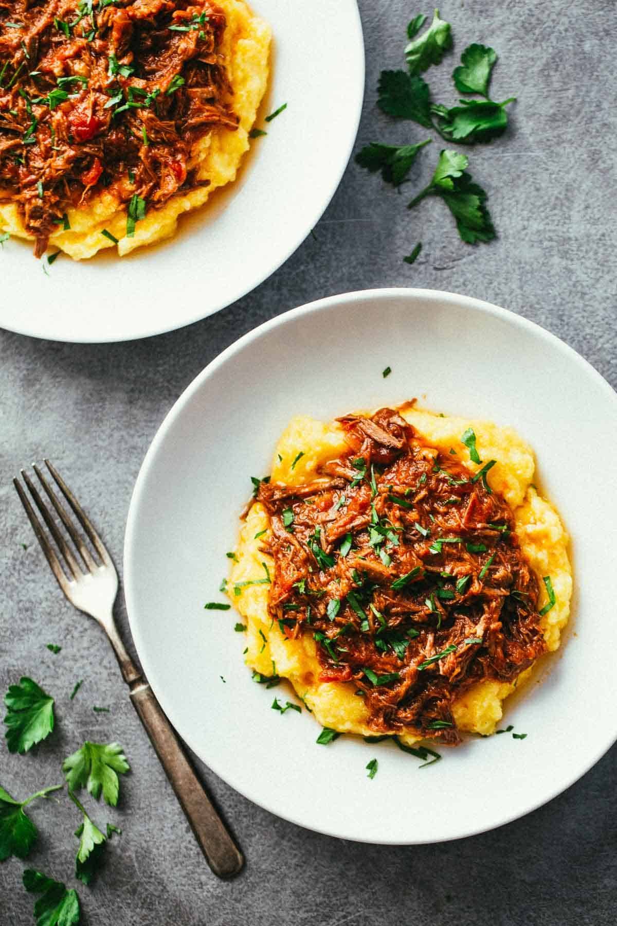 25 Crockpot Recipes for a Crowd That Make Hosting a Breeze