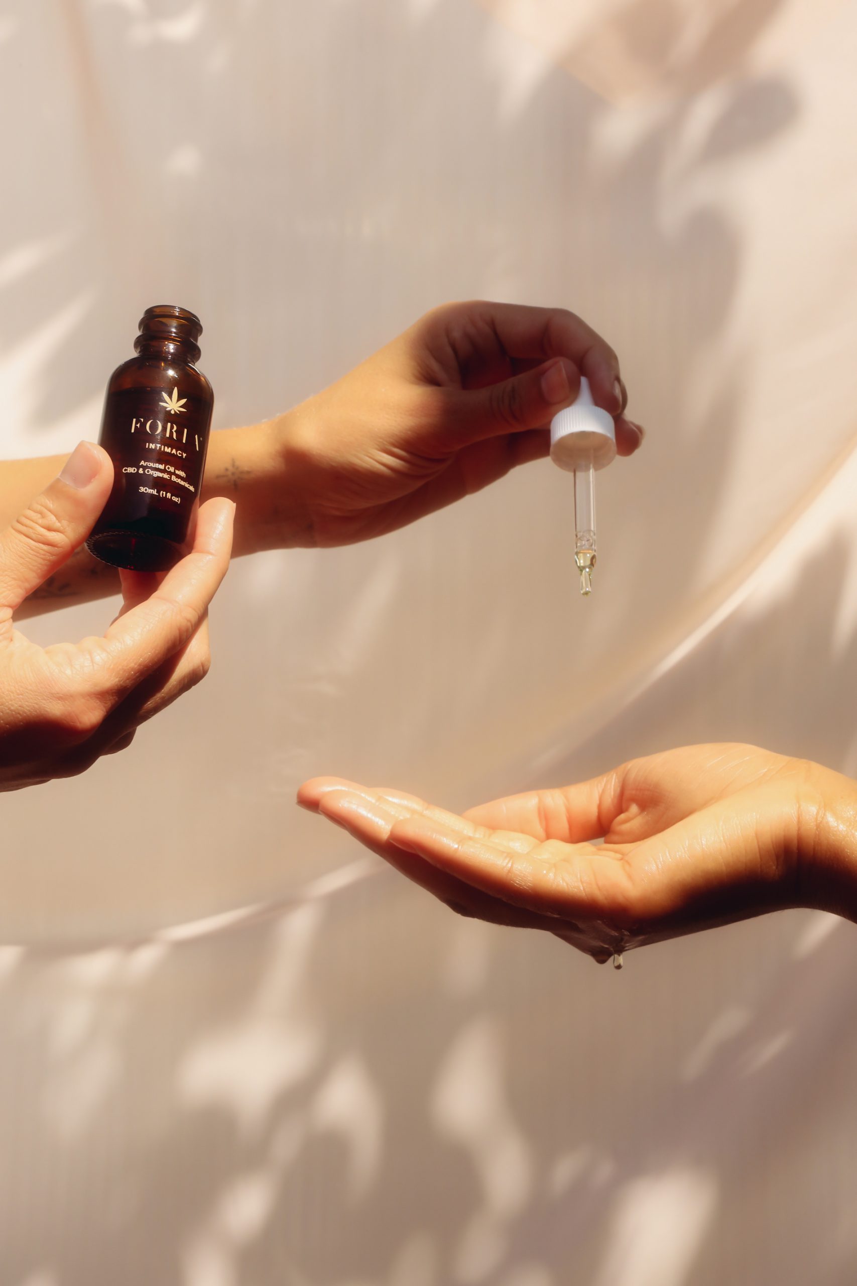 Best Intimacy Oils and Lubricants for Deeper Arousal and Pleasure