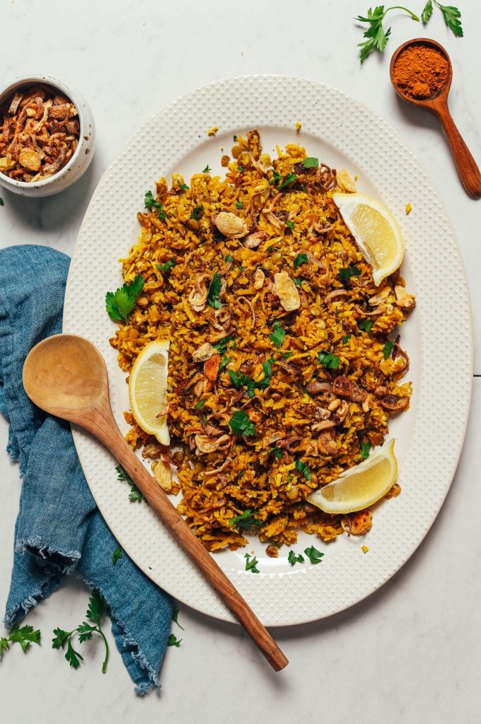 Curried Cauliflower Rice with Lentils & Crispy Shallot_vegan cauliflower rice recipes