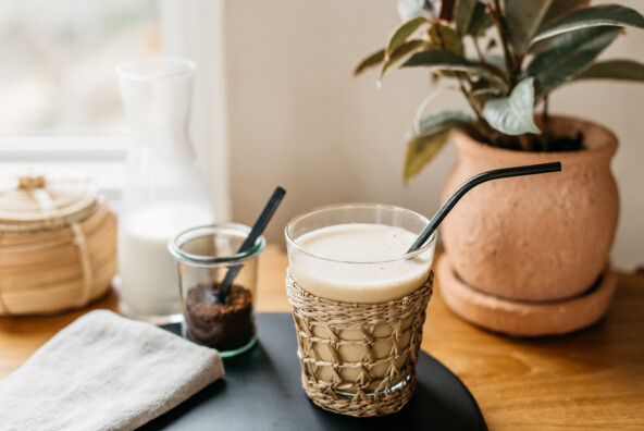 How to make coffee healthier_bone broth vs collagen