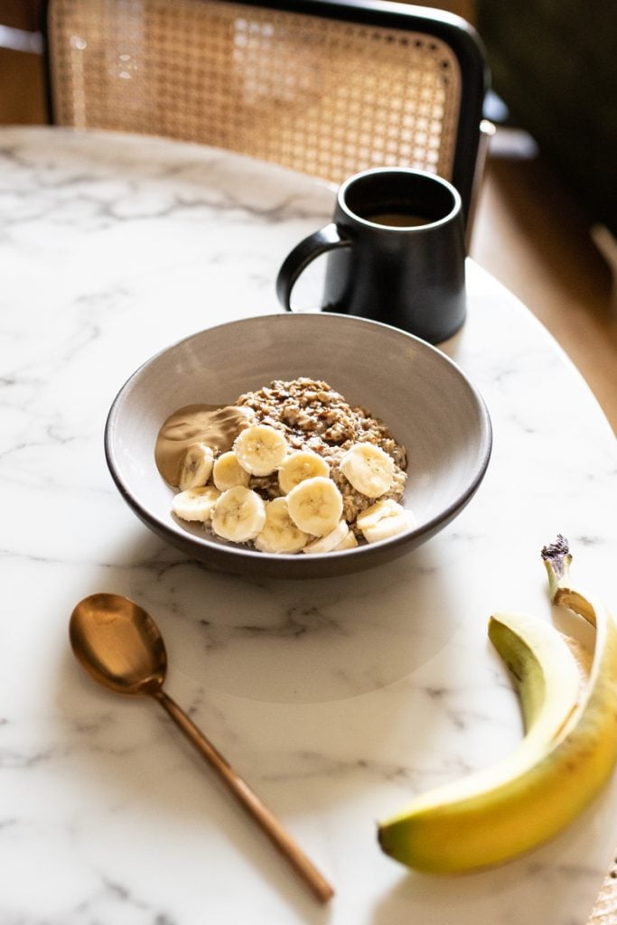 banana oatmeal breakfast_what is the metabolic diet