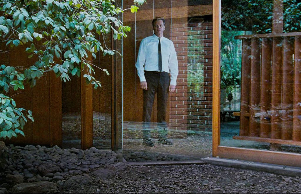 Exterior of John Lautner's Schaffer house_interior design in movies