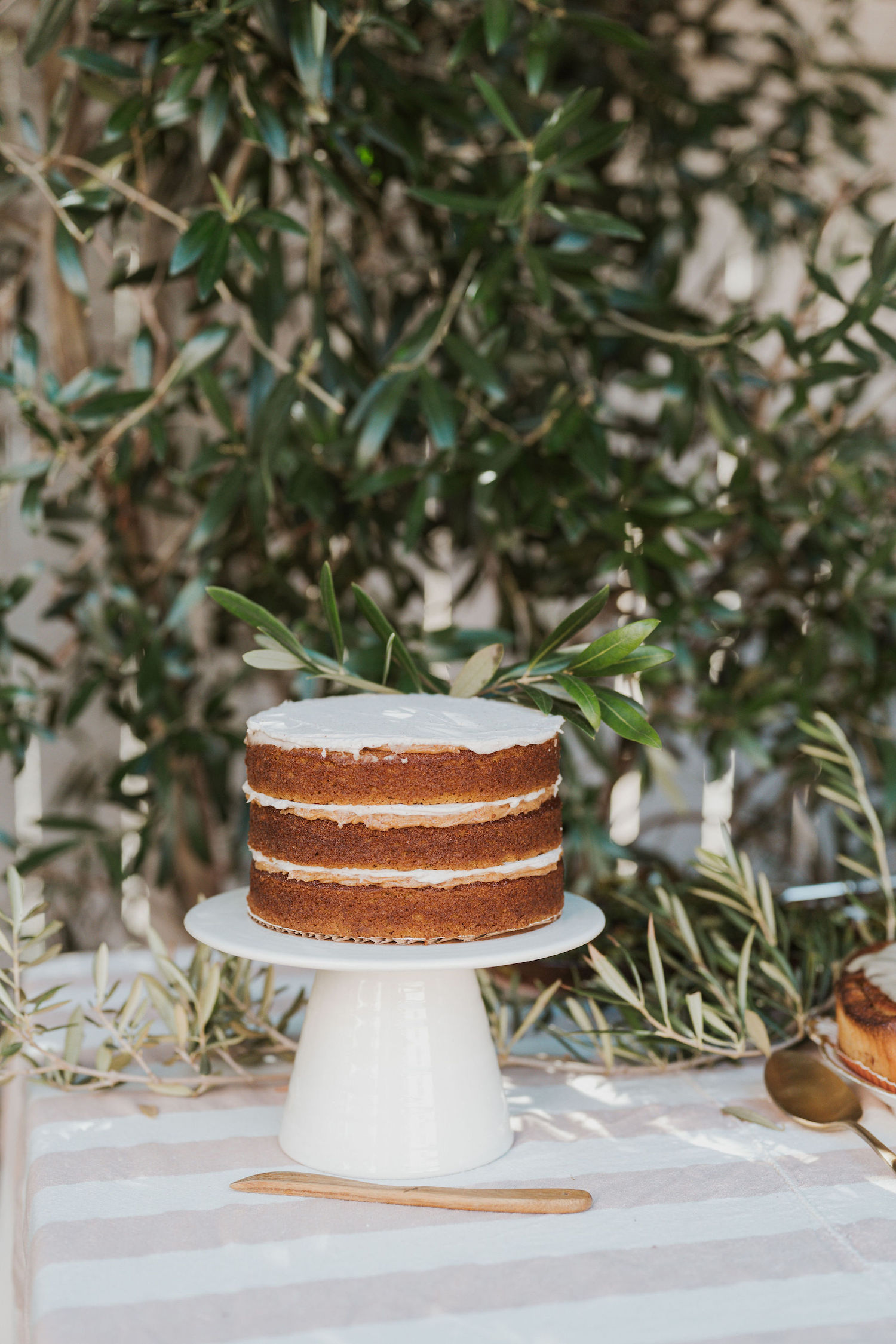 Laurel Gallucci, Sweet Laurel founder, naked layer cake